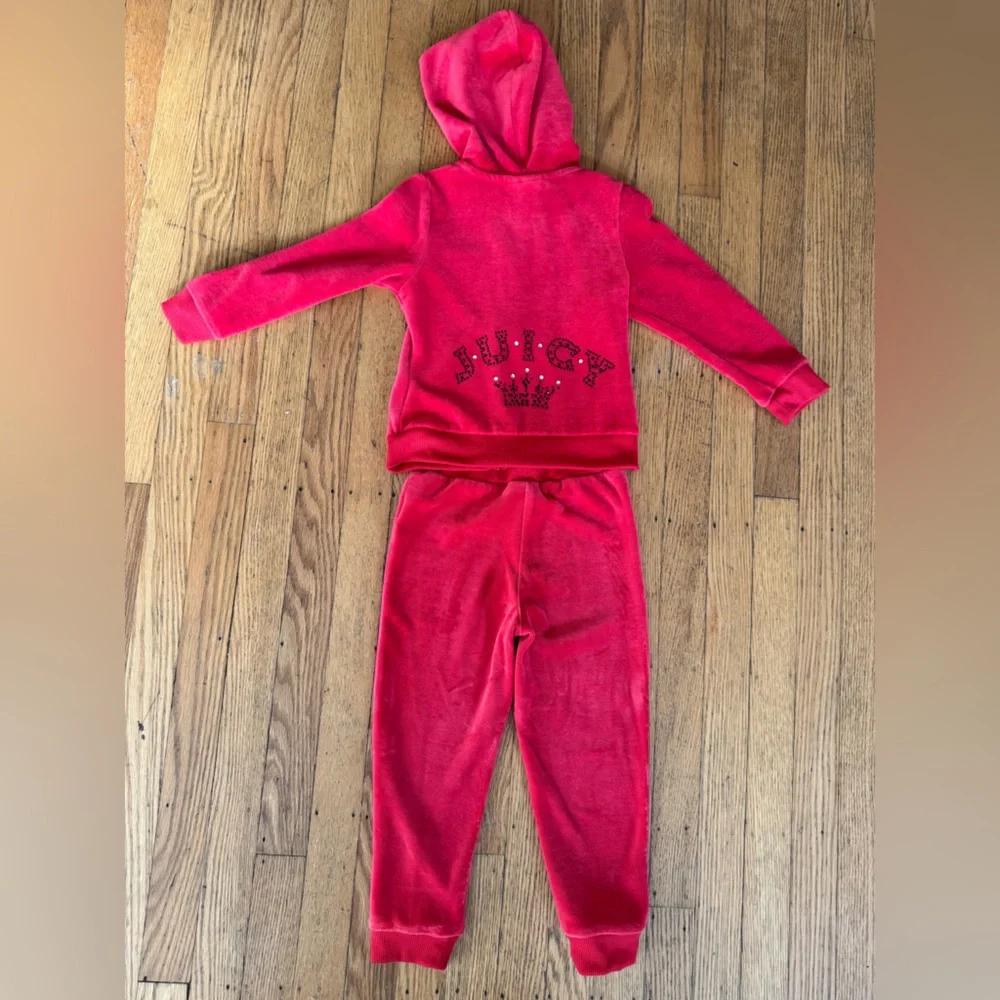 Juicy Couture Little Girls Red Sweatpants & Hoodie Set Size 3T - Picture 9 of 14